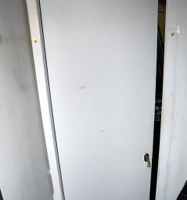 Η... πίσω πόρτα