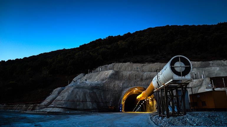 ΣΒΒΕ: Πολιτικές αποφάσεις απαξιώνουν ξένες επενδύσεις