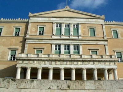 Πεντακόσια λουλούδια στη μνήμη του μεγάλου σκηνοθέτη