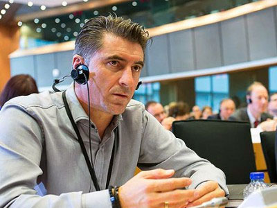 Zαγοράκης: Στήριξη οικογενειών που αποχωρίζονται τα παιδιά τους λόγω ανέχειας