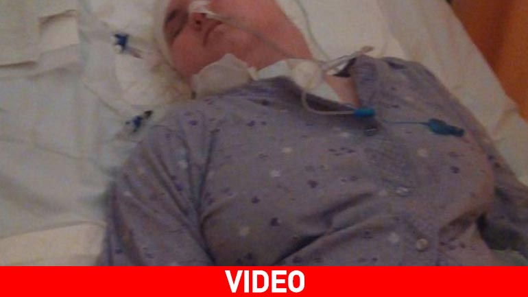 Ντροπή: Γιατρός απαίτησε από 25χρονη σε κώμα να παραστεί σε Επιτροπή Πιστοποίησης Αναπηρίας