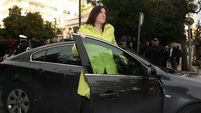 Ρουσφέτια από τη Ζωή καταγγέλλει ο Κακλαμάνης