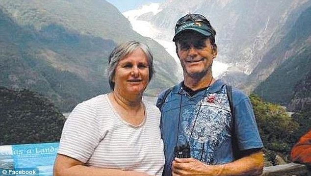 Οι Catherine και Robert Lawton ήταν επιβάτες του αεροσκάφους