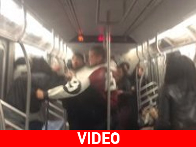 Λευκός άνδρας χτυπάει Αφροαμερικανή μέσα στο Μετρό της Νέας Υόρκης