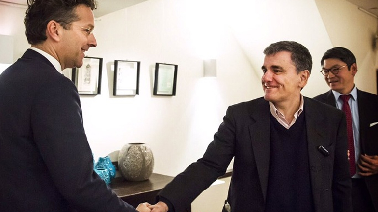 Ο «σκιώδης» σύμβουλος του Μαξίμου