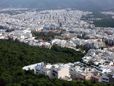 «Καταστροφή η υπερφορολόγηση ακινήτων»