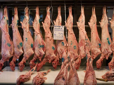 Πόλεμος για την τιμή του αρνιού