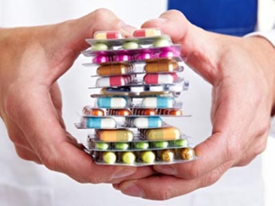 Εξαπατούσε φαρμακοποιούς, ιατρούς και ΕΟΠΥΥ