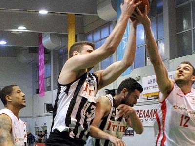 Στα ημιτελικά… με σκούπα ο ΠΑΟΚ