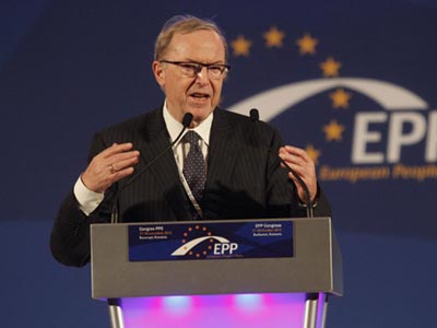 Πέθανε ο πρόεδρος του ΕΛΚ Βίλφριντ Μαρτένς