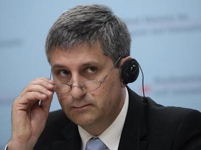 Αδιάλλακτος με την Ελλάδα ο Σπίντελεγκερ