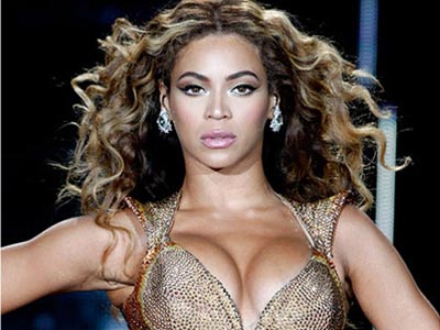 Πέντε τρόποι για να φροντίσεις το ντεκολτέ σου