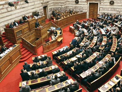 Έχασε την ψηφοφορία, πρόλαβε την ομιλία της