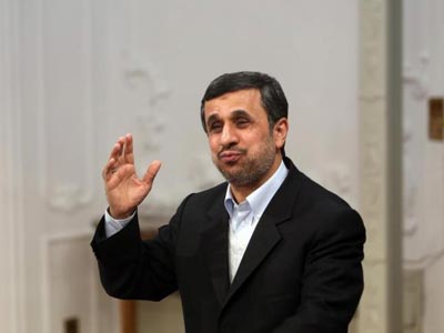 Έτοιμος να πάει στο διάστημα ο Αχμαντινετζάντ