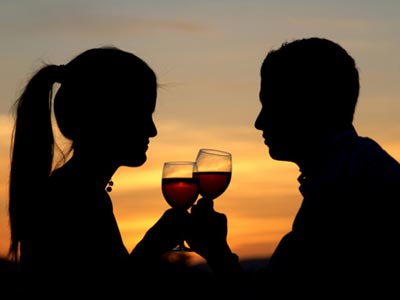 Προσοχή στις «κρυφές» θερμίδες του αλκοόλ