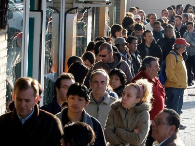 Ιταλία: Μείωση της ύφεσης – Αύξηση της ανεργίας