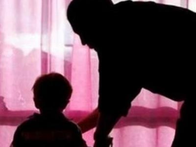 Προφυλακίστηκε 65χρονος για αποπλάνηση ανηλίκου