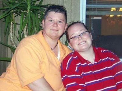 Του ζητούν διατροφή για το σπέρμα που δώρισε σε ζευγάρι ομοφυλοφίλων!