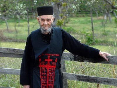 Απεβίωσε ο μακροβιότερος μοναχός του Αγίου Όρους