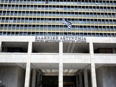 Παραδόθηκε καταζητούμενος για τη δολοφονία Φύσσα