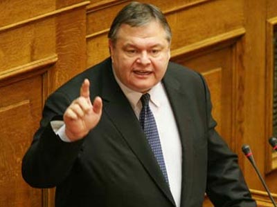 Βενιζέλος: «Τέσσερις κάλπες, μία ανά πρόσωπο»