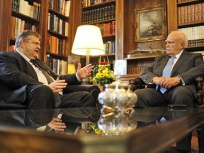 Ικανοποίηση Βενιζέλου για τα μέτρα κατά της Χρυσής Αυγής