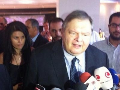 Βενιζέλος: «Δεν θα επιβληθούν νέα μέτρα»