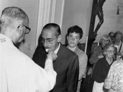 Διαψεύδει το Βατικανό εμπλοκή του Πάπα με τη δικτατορία του Βιντέλα