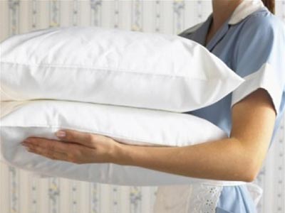 Πάτρα: Παραδόθηκε η οικιακή βοηθός που «άδειασε» το χρηματοκιβώτιο