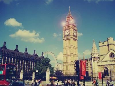 «Η Βρετανία πρέπει να παραμείνει στην Ε.Ε.»