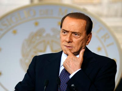 Η ώρα της κρίσης για τον Μπερλουσκόνι