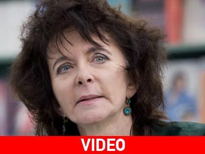 Η τρισέγγονη του Δαρβίνου «πάντρεψε» την επιστήμη με την τέχνη