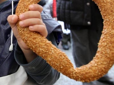 Καλαμάτα: Δεκατιανό σε μαθητές με οικονομικά προβλήματα