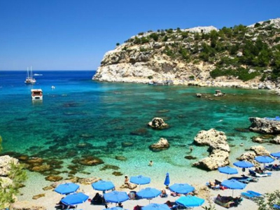 Από αύριο τα δελτία κοινωνικού τουρισμού