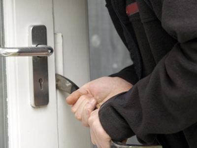 Συνελήφθησαν για δεκάδες διαρρήξεις