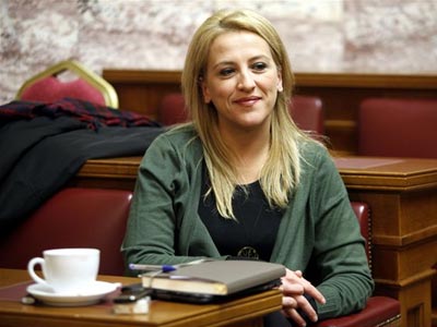 Την άρση της ασυλίας της ζήτησε η Ρένα Δούρου