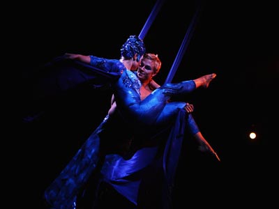 Εντυπωσιακή πρεμιέρα του «DRALION»