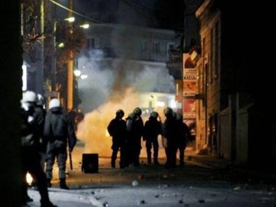 Ένταση στα Εξάρχεια