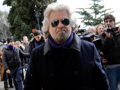 Δεν δίνει ψήφο εμπιστοσύνης στην κυβέρνηση ο Γκρίλο