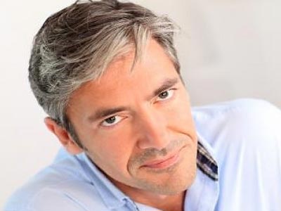 Δέκα λόγοι που γκριζάρουν τα μαλλιά