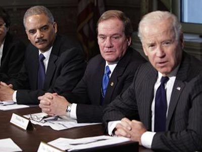 Η πρώτη συνεδρίαση της Ομάδας Εργασίας για την αντιμετώπιση της ένοπλης βίας στις ΗΠΑ