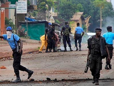 Νιγηρία: Τρεις νεκροί από επίθεση καμικάζι σε εκκλησία Νιγηρία: Τρεις νεκροί από επίθεση καμικάζι σε εκκλησία