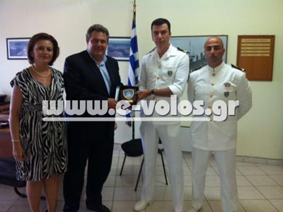 Στο Λιμεναρχείου Σκοπέλου ο Καμμένος