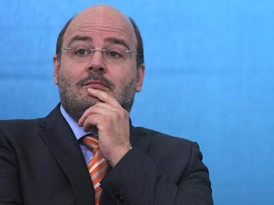 «Η συζήτηση για το κούρεμα βλάπτει την Ελλάδα»