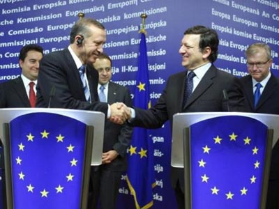 Η Τουρκία ξεκινά πάλι διαπραγματεύσεις για ένταξη στην Ε.Ε.