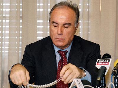 «Είστε η δεξιά της Δεξιάς»