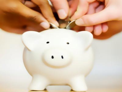 Οι Γιατροί του Κόσμου δημιουργούν τον «Κουμπαρά Αξιοπρέπειας»