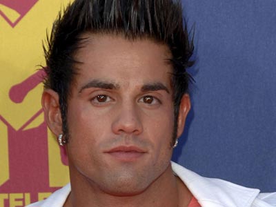 Νεκρός βρέθηκε αστέρας του MTV