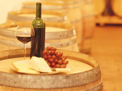 «Μέθυσαν» τους Γερμανούς με κρητικά κρασιά