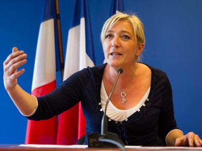 Λεπέν: «Μη μας βάζετε στο ίδιο τσουβάλι με τη Χρυσή Αυγή»